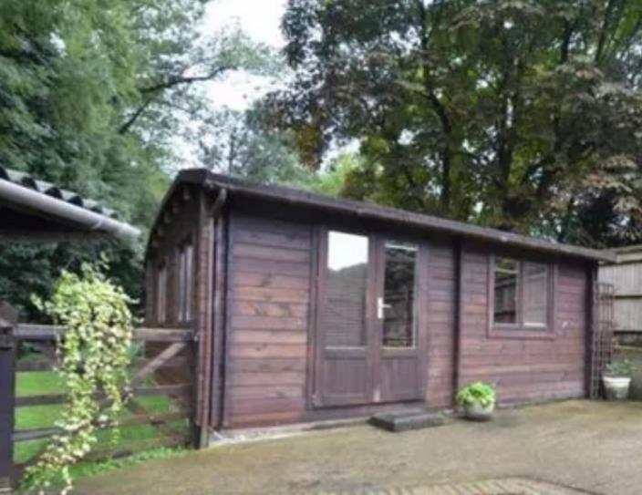 Apartamento Nags Rest Caterham Exterior foto